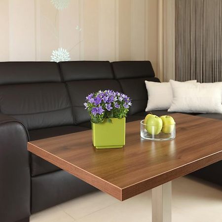 بوزنان 10 Bed And Breakfast المظهر الخارجي الصورة